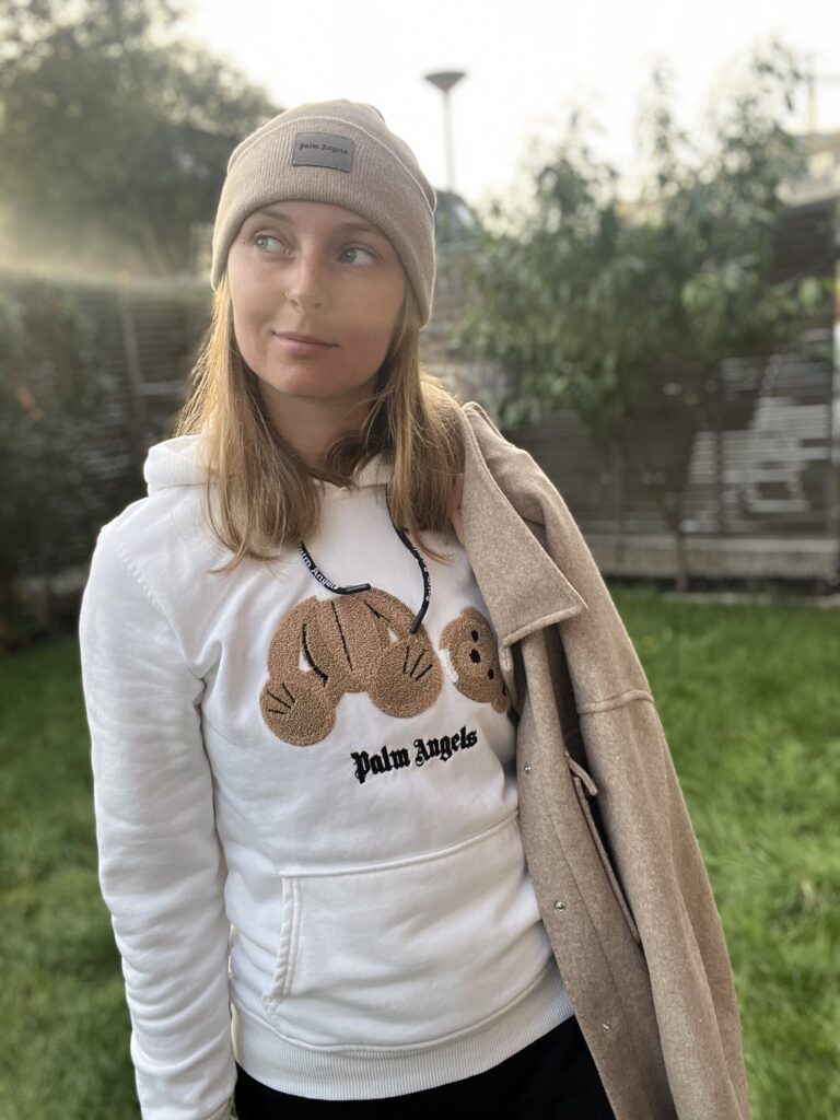 selfie-palm-angels-ootd