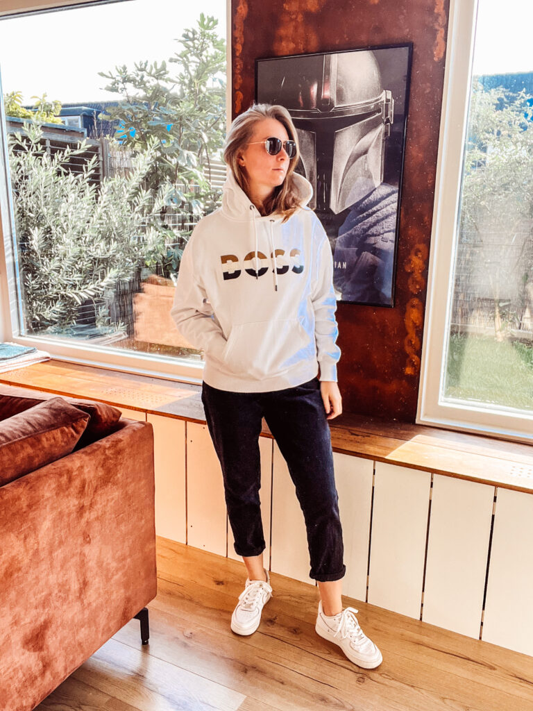 boss look unisex bluza z kapturem czarne jeansy Tiffany nike air firce one white