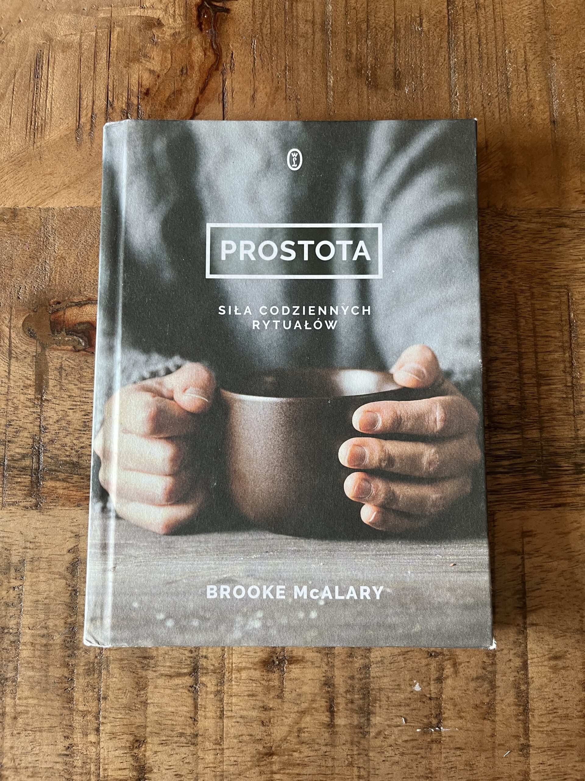 prostota brook mcalary pisarka sydney góry błękitne australia