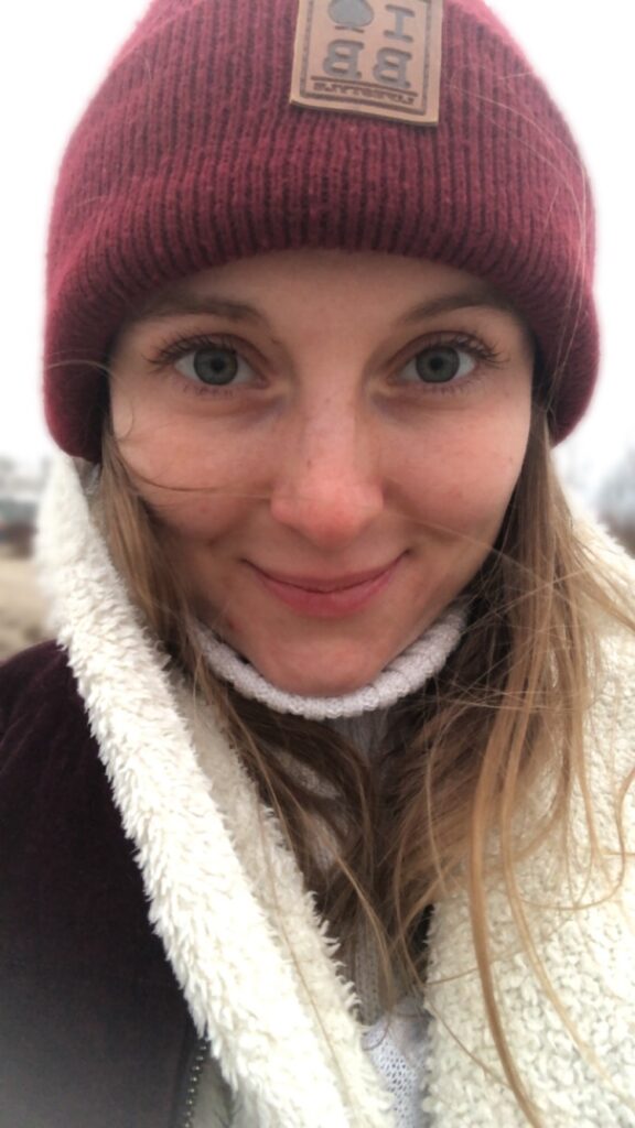 selfie portrait no makeup girl polish girl winter on baltic sea
